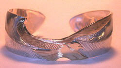 Feathers-Birds-Bracelets - BFB4 Appliqued Single Eagle on silver